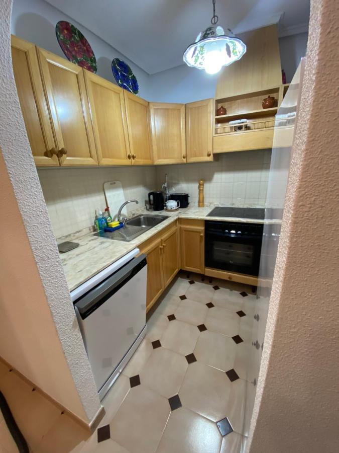 La Zenia Beach 2-bedroom 1-bath renovated vacation rental Orihuela Buitenkant foto
